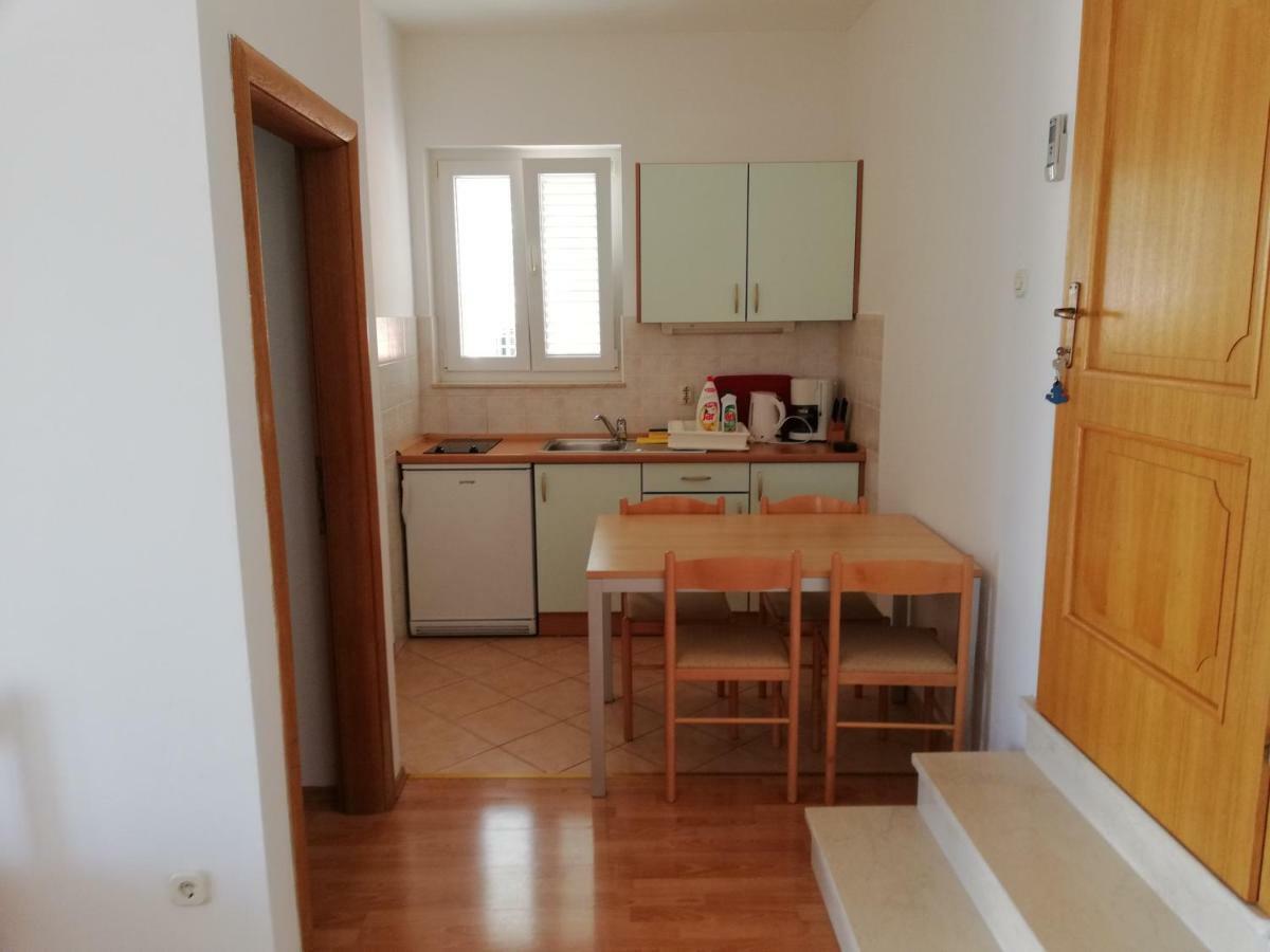House Vera Baška Voda Eksteriør bilde