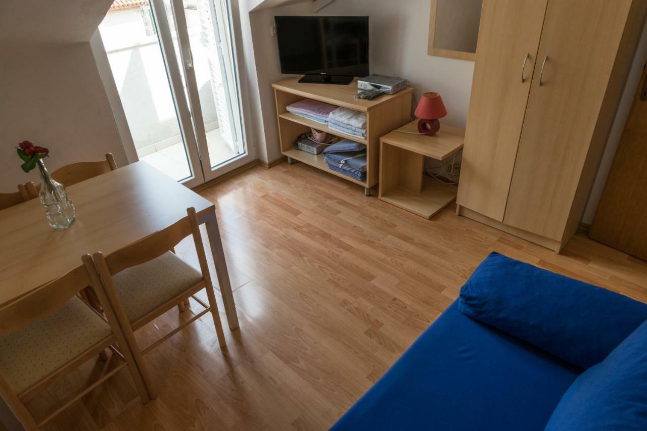 House Vera Baška Voda Eksteriør bilde
